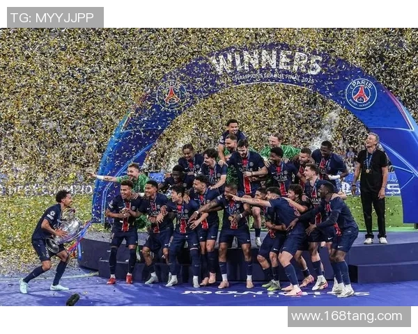 足球明星纪念服图片展示与解析带你领略足球文化的魅力与历史