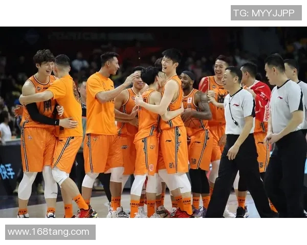 篮球明星因健康问题频频头晕引发球迷关注专家呼吁重视运动员身体状况